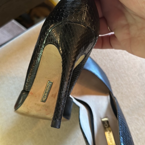 Louise et Cie Women’s Hermosah Leather Heels, Black, Size 7 - Picture 9 of 11